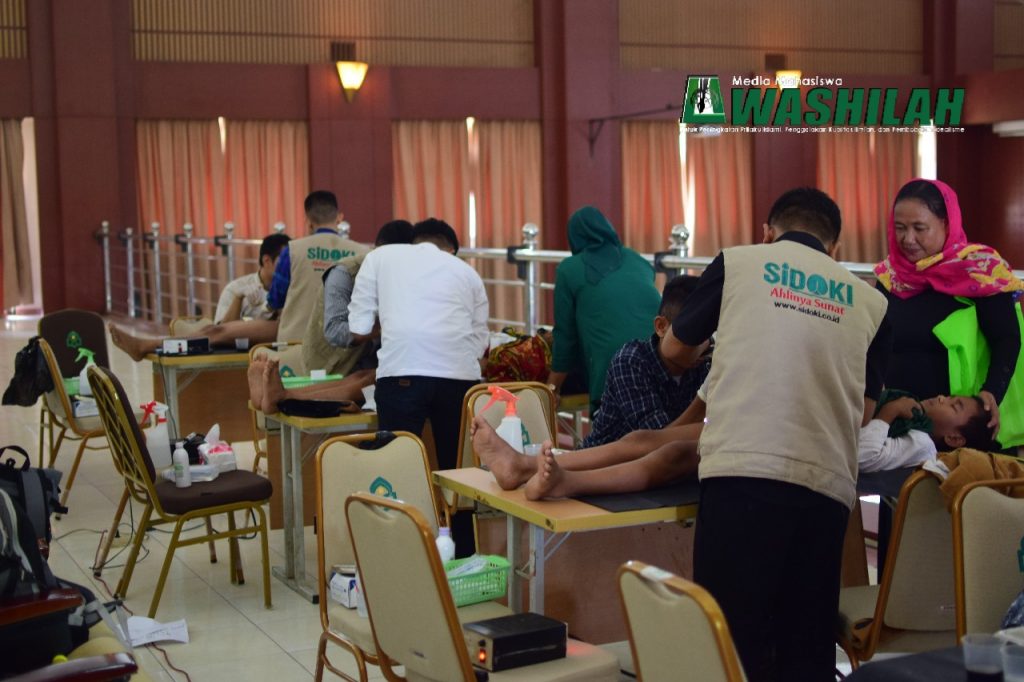 Gambar Bantu Masyarakat Kurang Mampu, Dema Universitas UIN Gelar Sunatan Massal